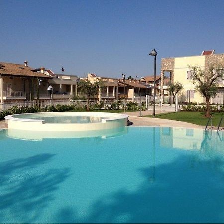 Appartamento Quadrivium Castelnuovo del Garda Habitación foto