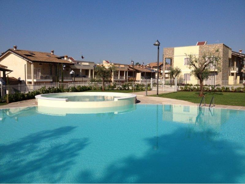 Appartamento Quadrivium Castelnuovo del Garda Habitación foto